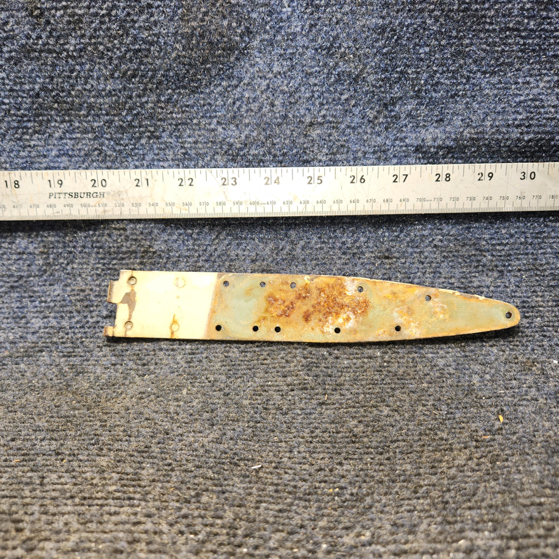 Used aircraft parts for sale, 0511238-2 Cessna Cabin Door  AFT Hinge Assembly - RH