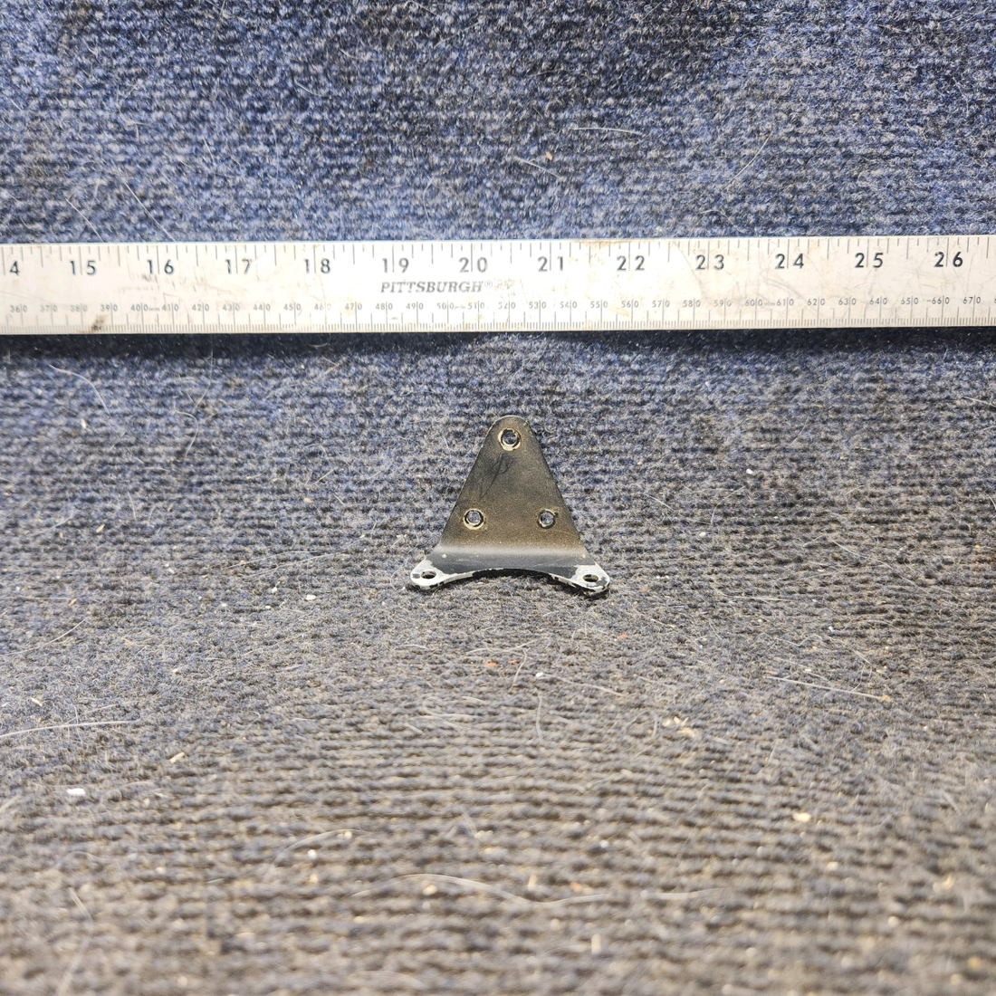 Used aircraft parts for sale, 0413204-3 cessna 172k Compass Bracket