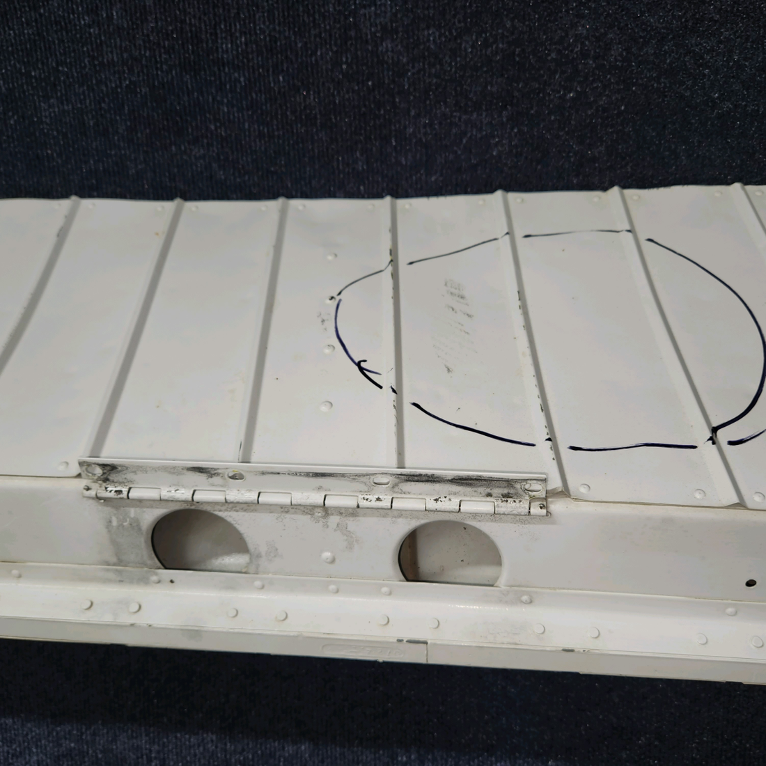Used aircraft parts for sale, 0523800 cessna 150G Aileron Assembly – LH