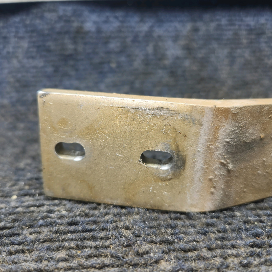 Used aircraft parts for sale, 0711102 Cessna 172E Baggage Door Hinge Assembly