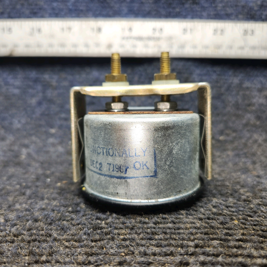 Used aircraft parts for sale, 95-380018 Beechcraft 95-B55 Fuel Quantity Indicator