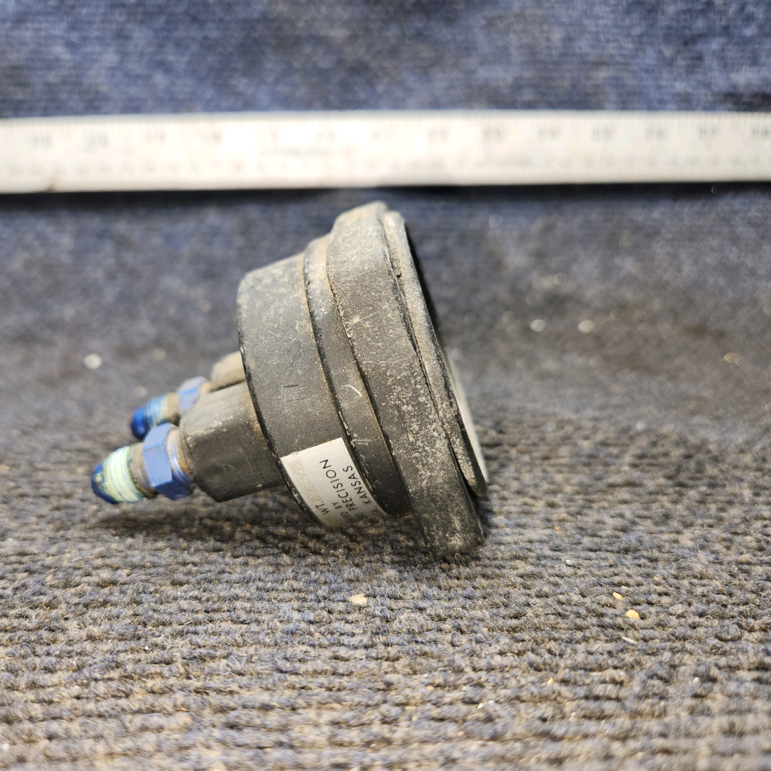 Used aircraft parts for sale, S1414-N1 Standard Precision cessna 150G Suction Indicator