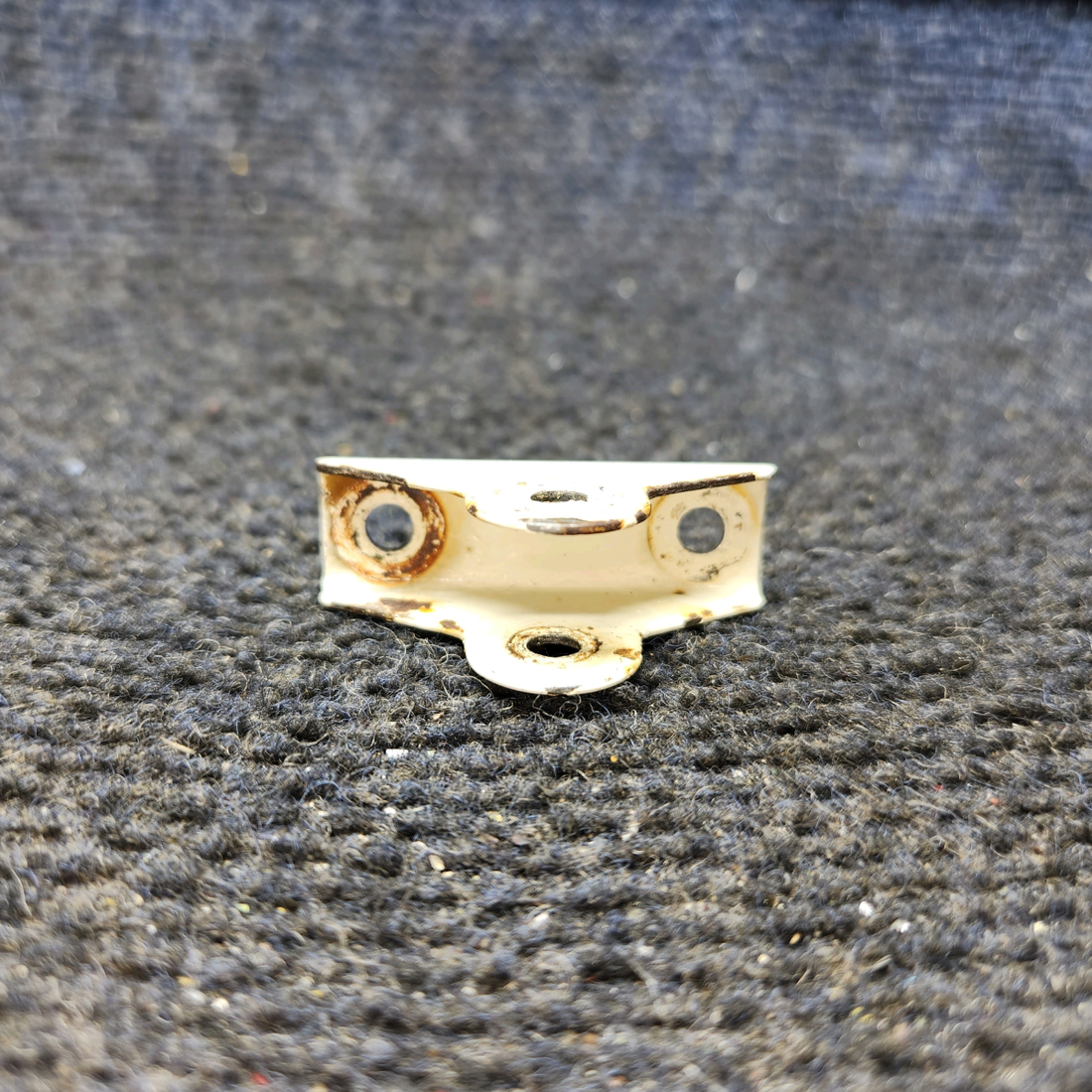 Used aircraft parts for sale, 35-650122-4 BEECHCRAFT F35 Elevator Hinge Bracket