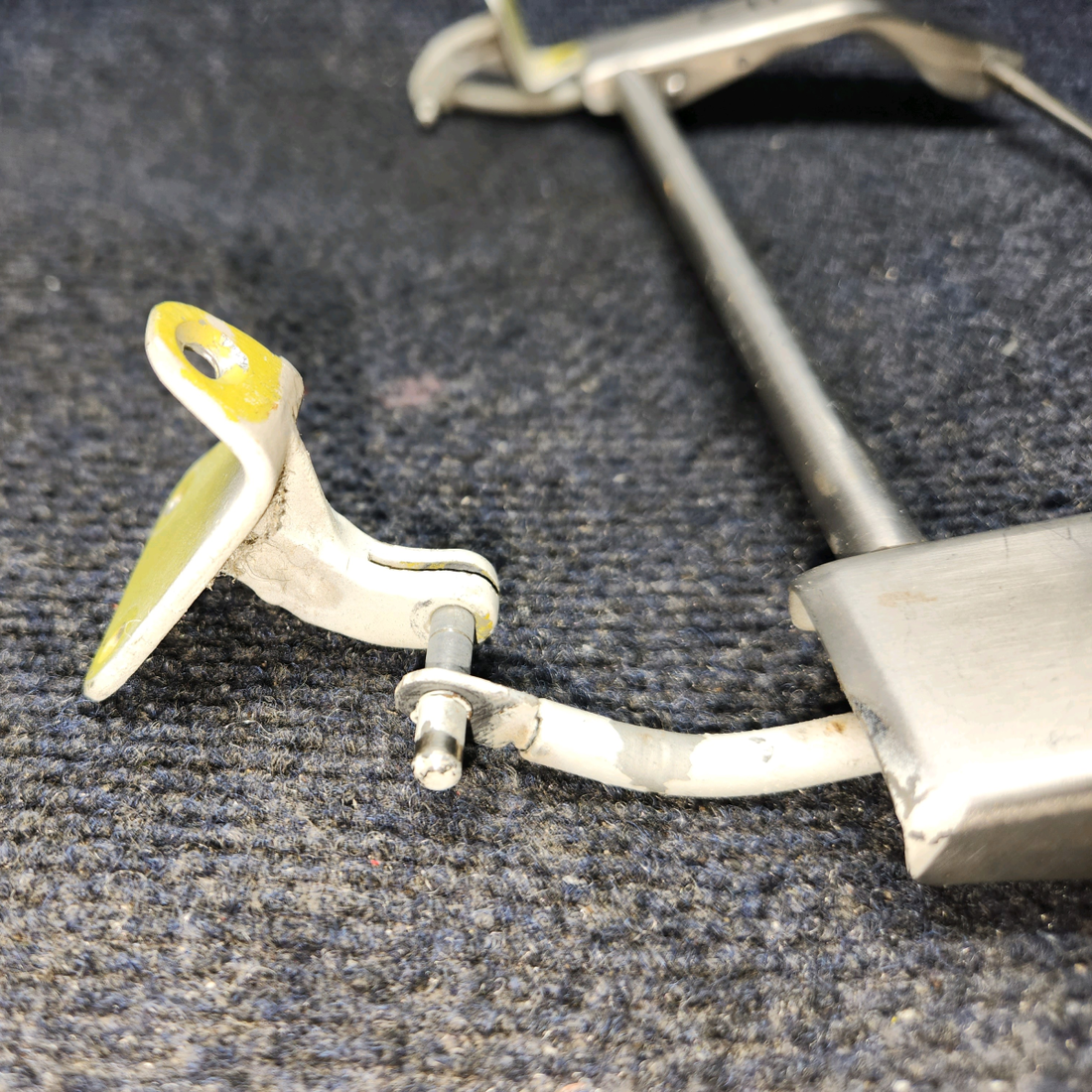 Used aircraft parts for sale, 002-430055-1 BEECHCRAFT 95-55B Window Latch with Handle - LH