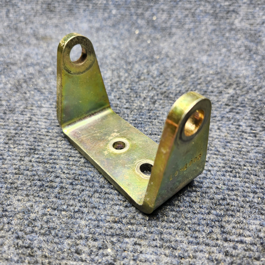 Used aircraft parts for sale, 07-031131 PIPER PA28-140 ALTERNATOR BRACKET