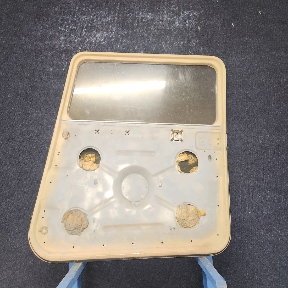 Used aircraft parts for sale, 0511460-2 Cessna 172 Cabin Door -  RH