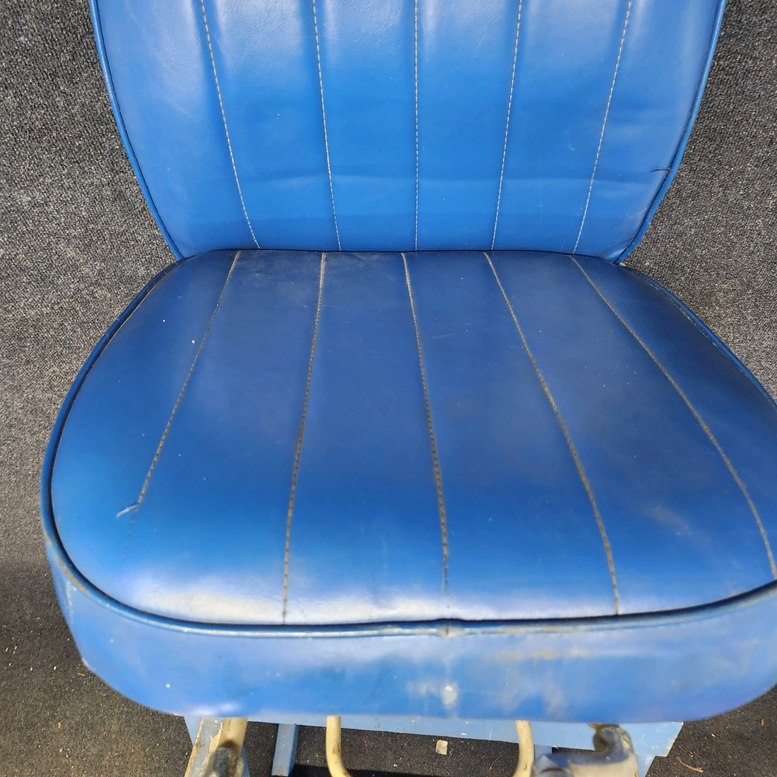 Used aircraft parts for sale, 0514142-1 cessna 172N Infinite Adjust Pilot Front Seat Assembly
