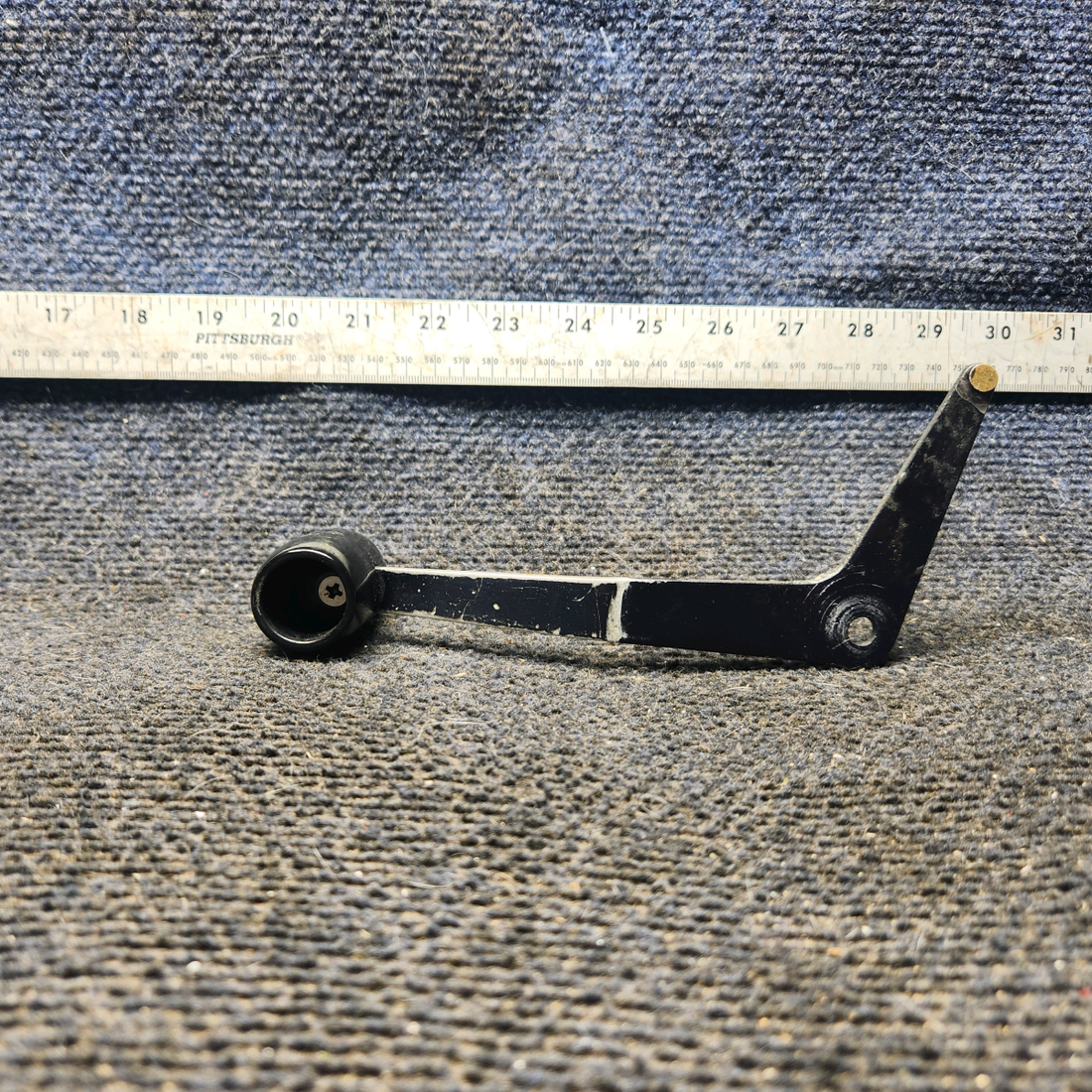 Used aircraft parts for sale, 67223-000, 67212-000 piper PA-28-181 Throttle Lever Assembly