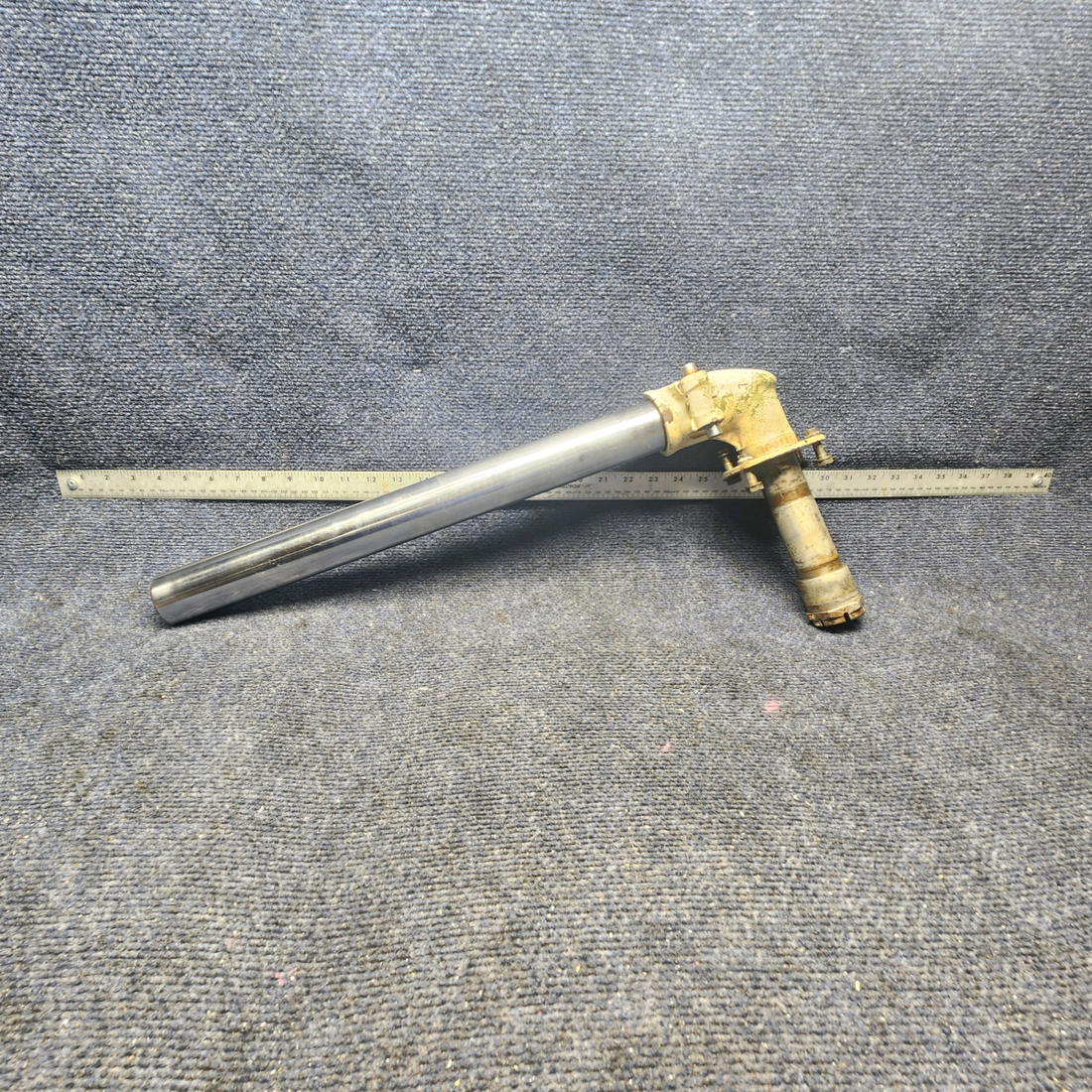 Used aircraft parts for sale, 35-815260-3 Beechcraft F33A LOWER MAIN GEAR SHOCK ABSORBER LH