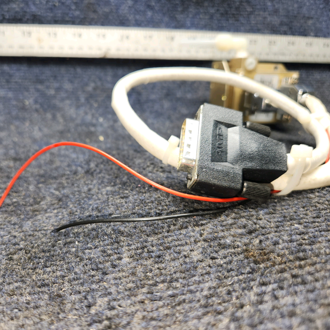Used aircraft parts for sale, SSD-120-30N-RS232 Trans-Cal Industres, Inc SSD-120 Piper PA28-140 Solid-State Altitude Digitizer with Connectors (10–30 Volts)