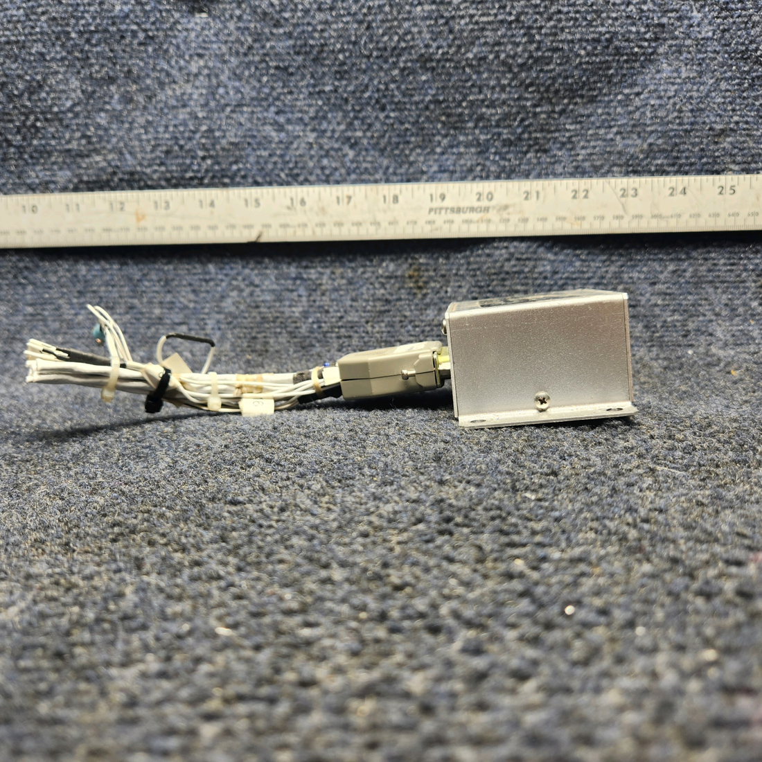 Used aircraft parts for sale, AIU-900B Deklin AIU AUTOPILOT INTERFACE ADAPTER