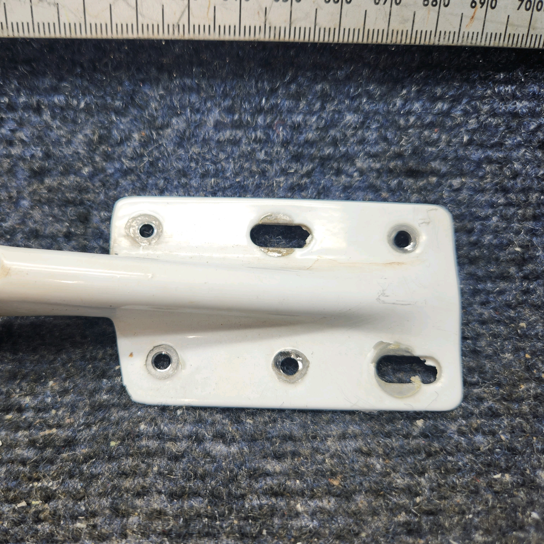 Used aircraft parts for sale, 79475-007 Piper PA28-161 Upper Cabin Door Hinge