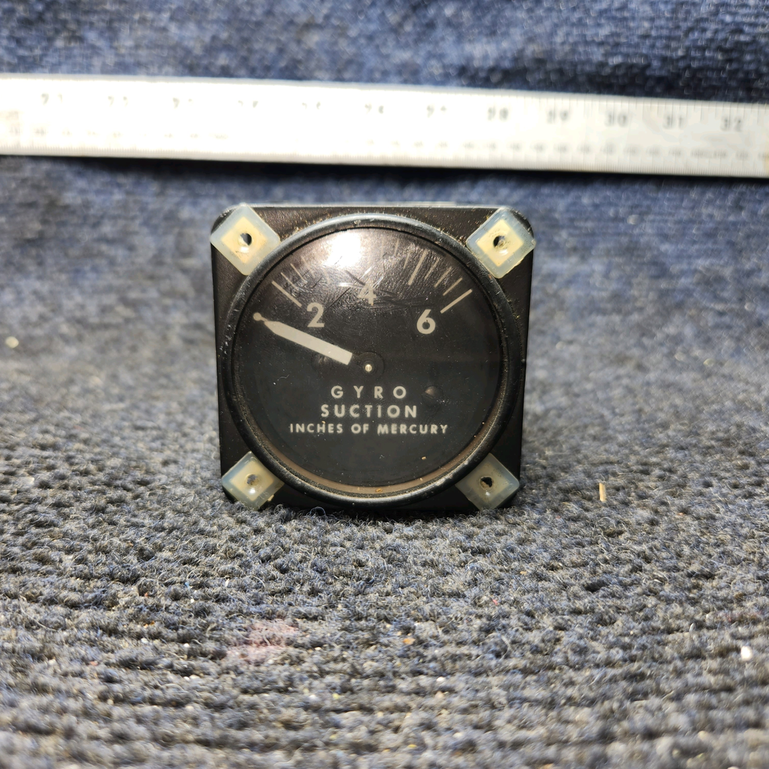 Used aircraft parts for sale, 1G10-1 Airborne Piper PA28-161 Gyro Suction Indicator