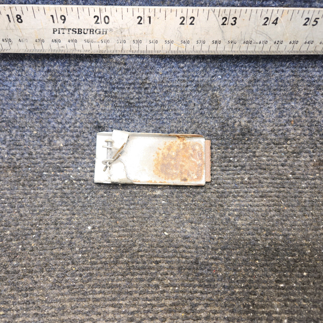Used aircraft parts for sale, 0413389-1 cessna 150G Cabin Door Handle – LH or RH