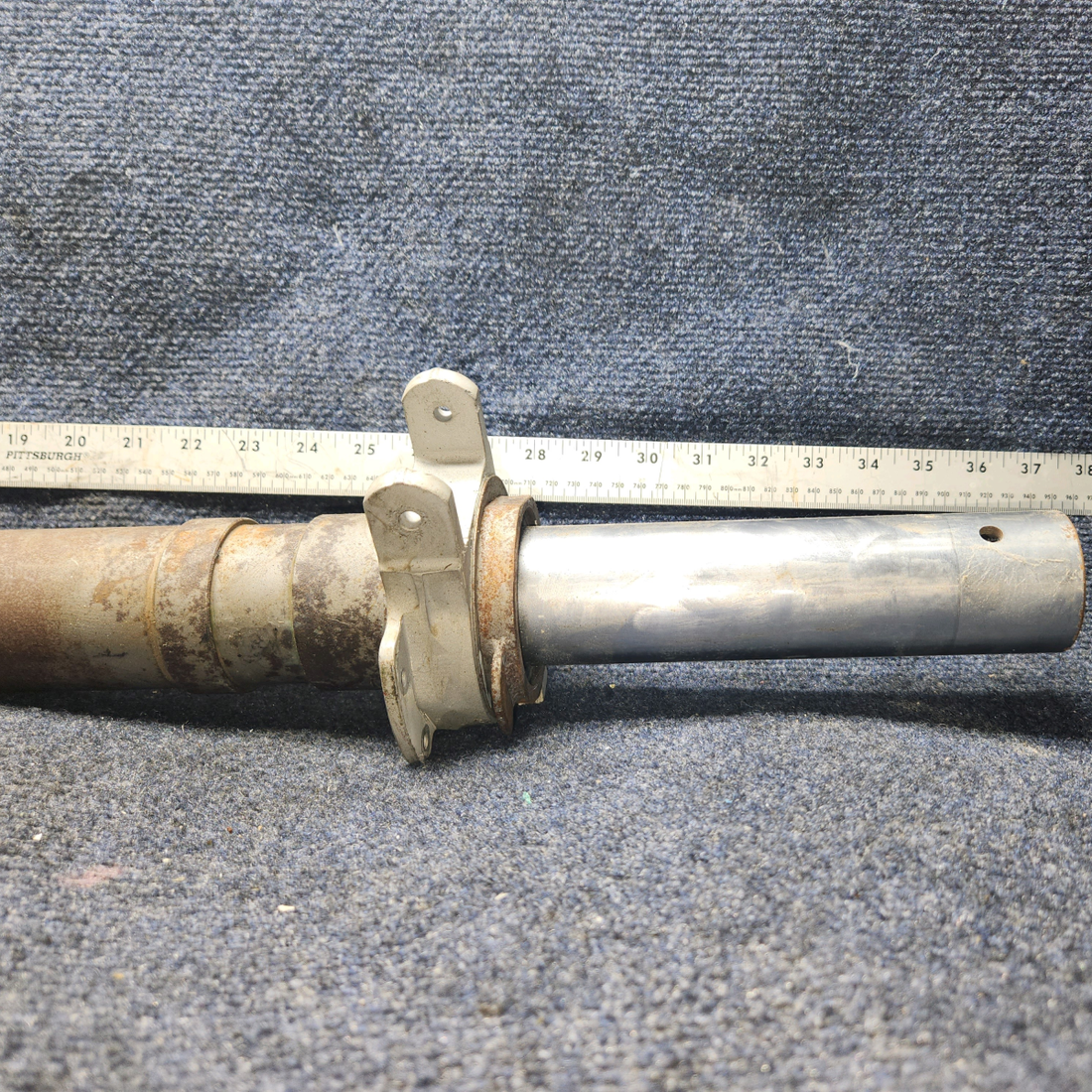 Used aircraft parts for sale, 0743621-200 Cessna 182P Shock Strut Assy-Nose. NO Folk