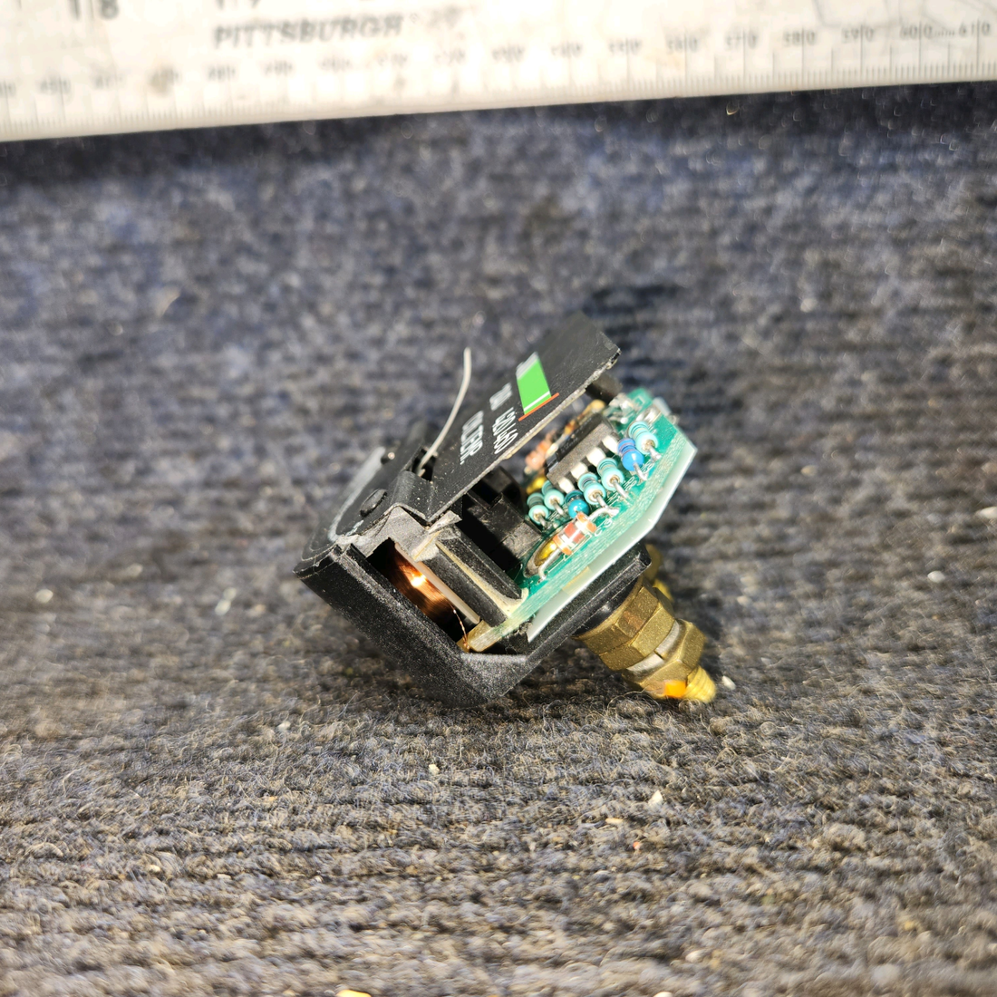 Used aircraft parts for sale, 5-90757 Rochester Piper PA-28RT-201 Cylinder Temp Gauge