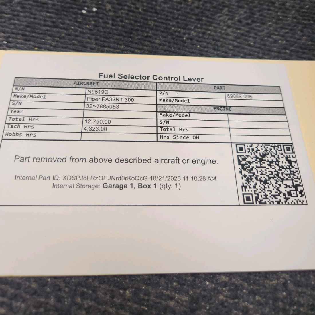 Used aircraft parts for sale, 69088-005 Piper PA32RT-300 Lever Assy Fuel Selector Control