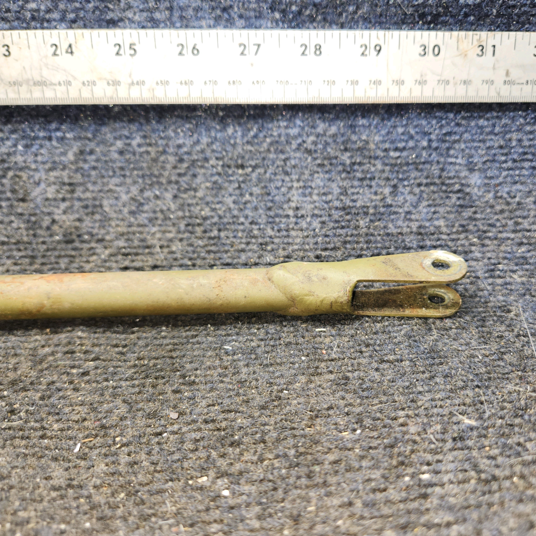 Used aircraft parts for sale, 0510161-12 cessna 172N Bellcrank to Control Tee Tube