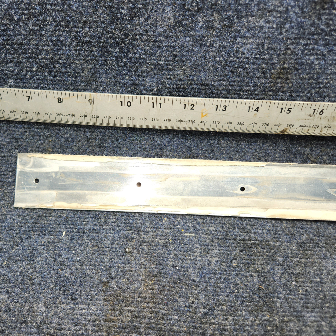 Used aircraft parts for sale, 63070-007 PIPER PA28-140 Trim Strip Windshield Center