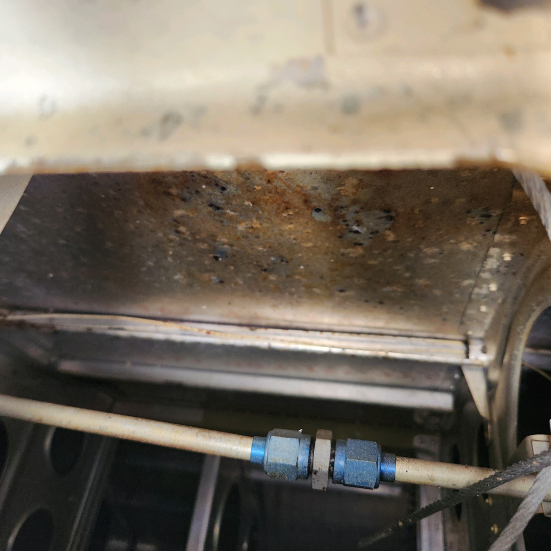 Used aircraft parts for sale, 35-115300 SA331 BEECHCRAFT F35 RH WING ASSEMBLY-OR IS SOLD IN PARTS