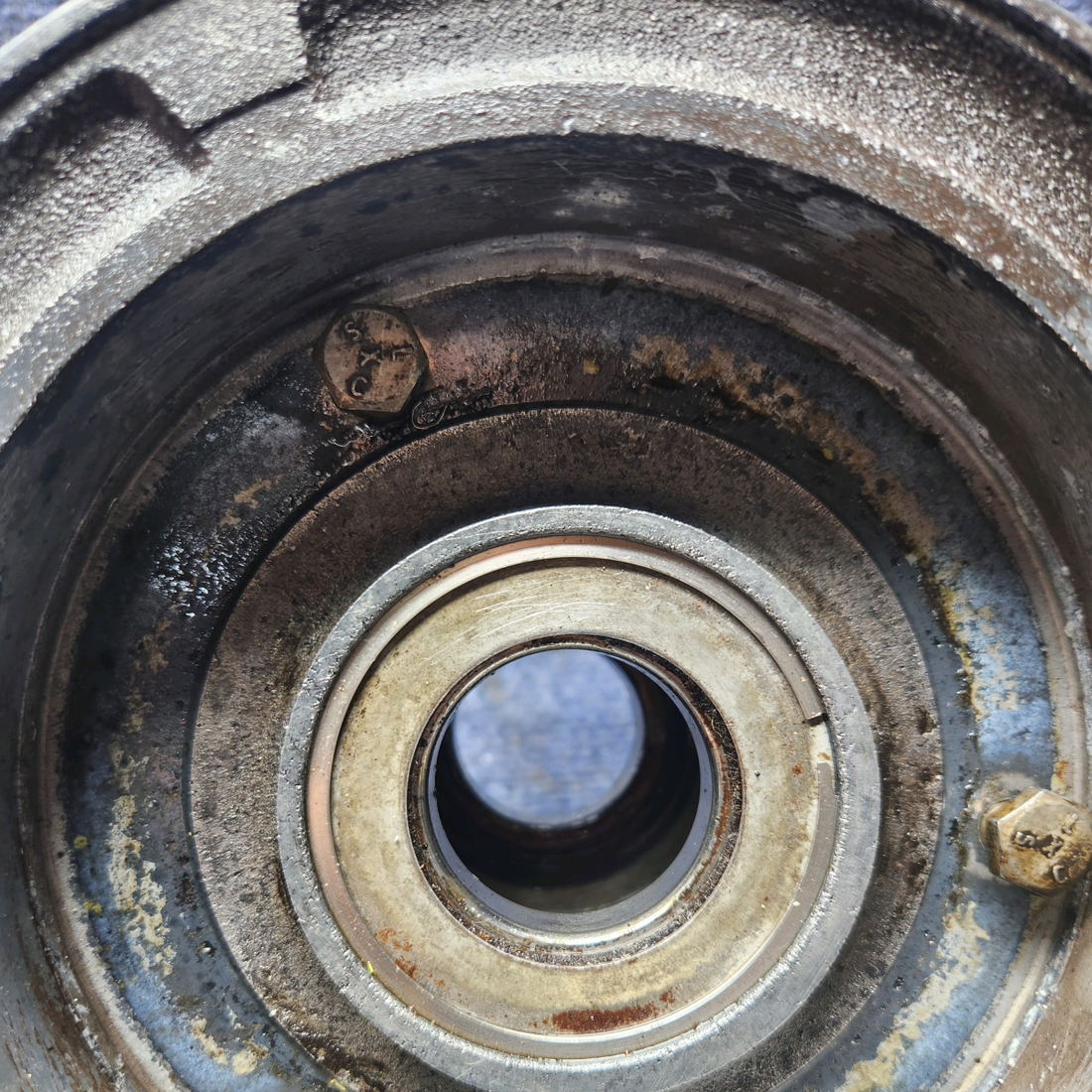 Used aircraft parts for sale, 40-97A Beechcraft A23A Musketeer Custom III CLEVELAND 6.00-6 WHEEL ASSEMBLY