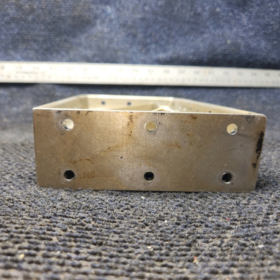 Used aircraft parts for sale, 0541122-2 Cessna 172E Main Gear Support Inboard RH