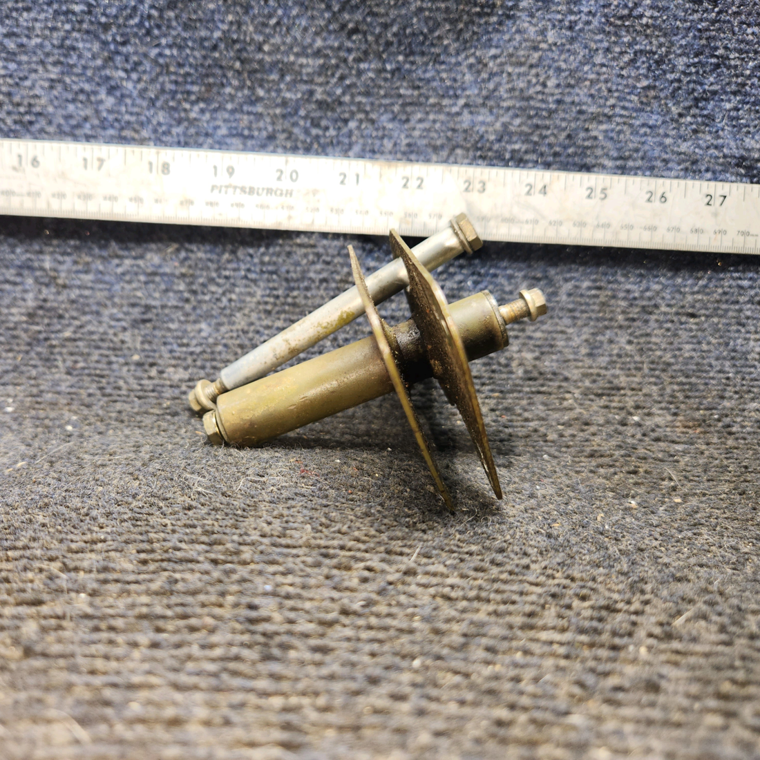 Used aircraft parts for sale, 0523223-1 cessna 172N Aileron Bellcrank Assembly – LH