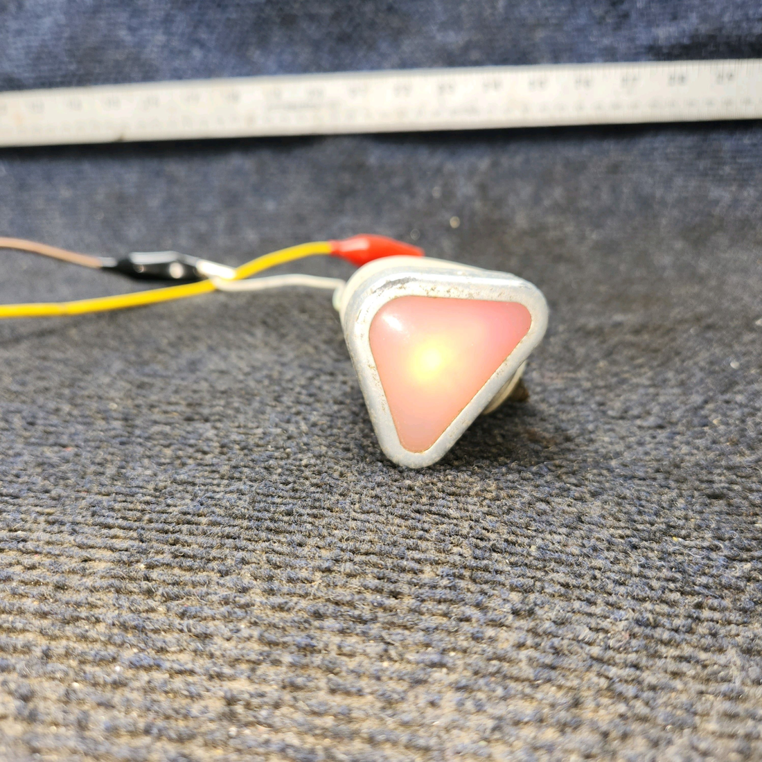 Used aircraft parts for sale, 1470089-14 Cessna 172F Map Light Assembly