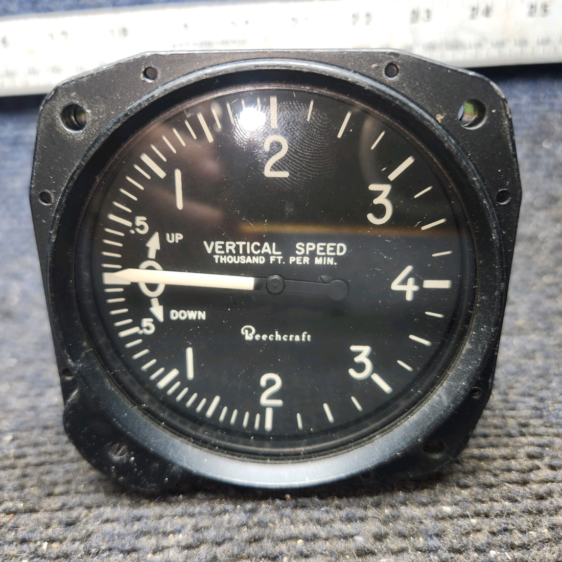 Used aircraft parts for sale, 22-204-02-A Beechcraft Beechcraft 95-B55 Vertical Speed Indicator