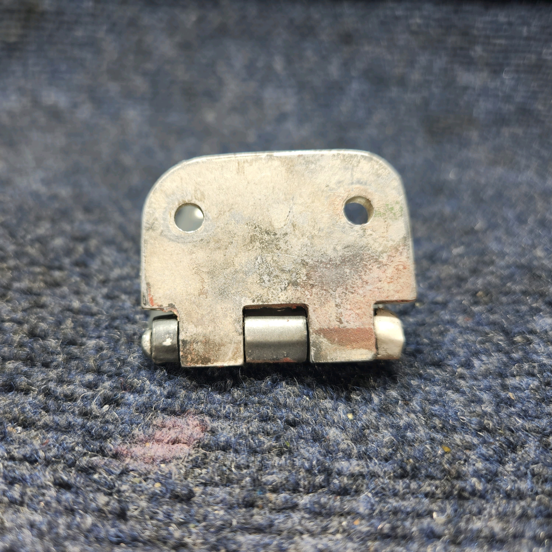 Used aircraft parts for sale, 0413426-3 Cessna C-150J Hinge Assy L.H Upper or R.H Lower