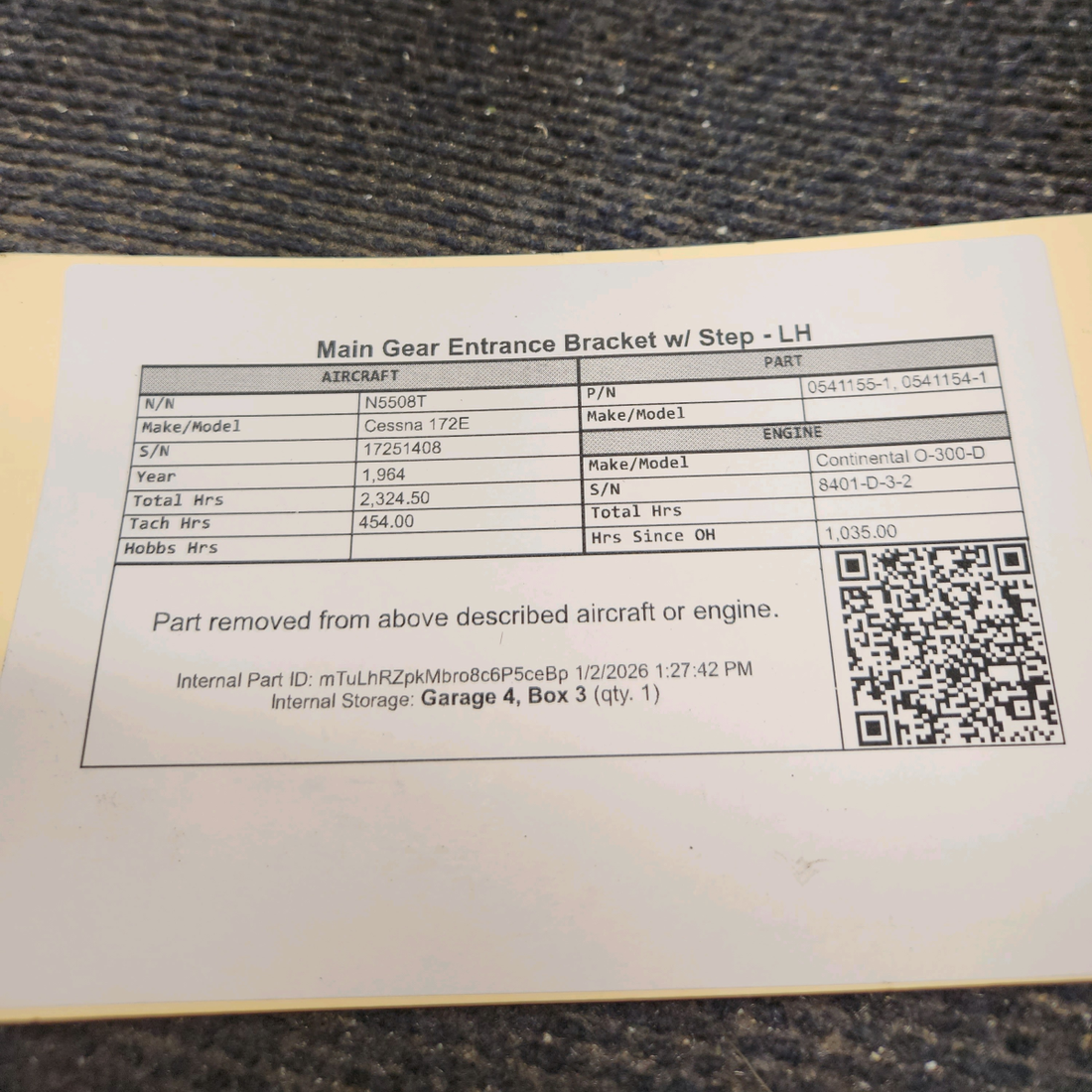 Used aircraft parts for sale, 0541155-1, 0541154-1 Cessna 172E Main Gear Entrance Bracket w/ Step - LH