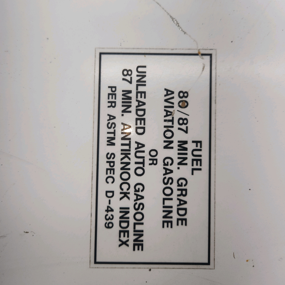 Used aircraft parts for sale, 0426511-7 cessna 150G Fuel Tank Cover Assembly - RH