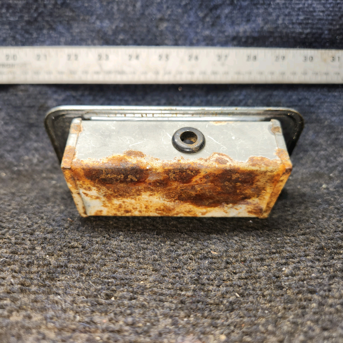 Used aircraft parts for sale, 35-534242 Beechcraft 35-33 Ash Tray