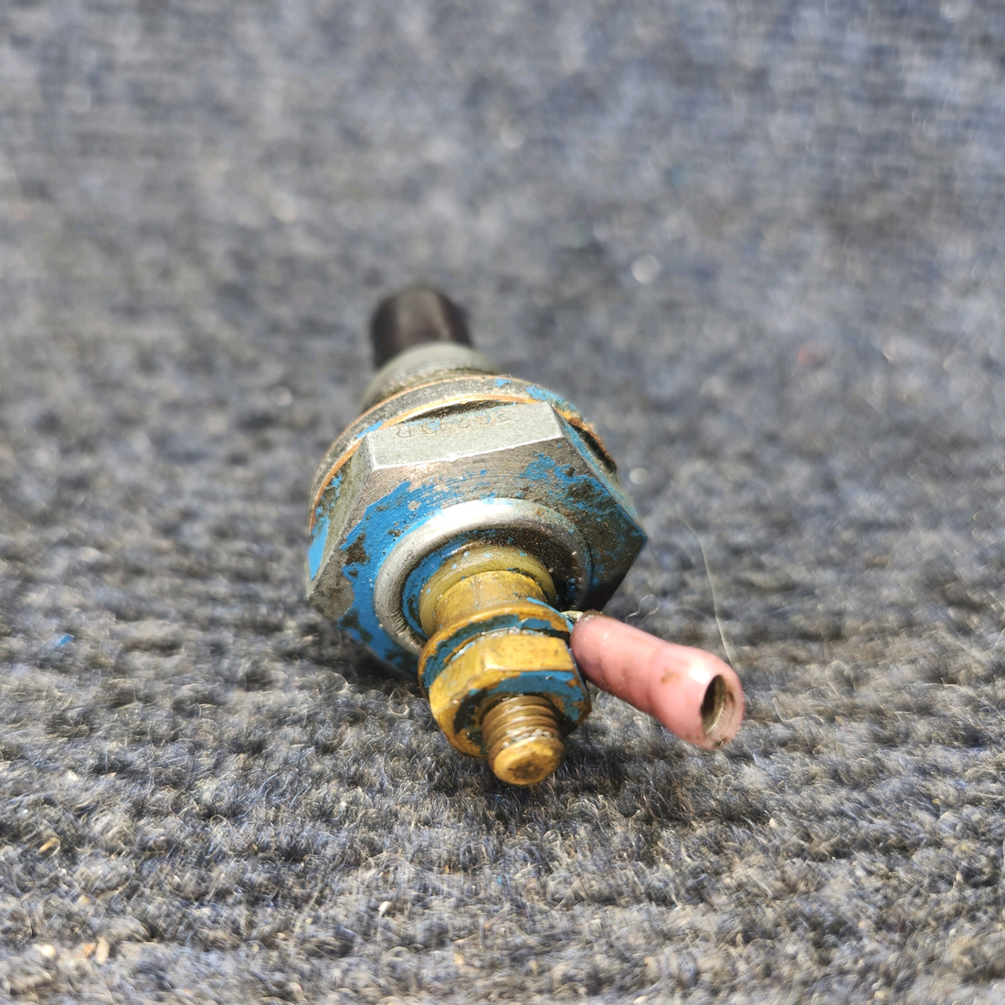 Used aircraft parts for sale, 3080-38 Rochester Lycoming O-320 Piper PA28-140 Oil temp sensor