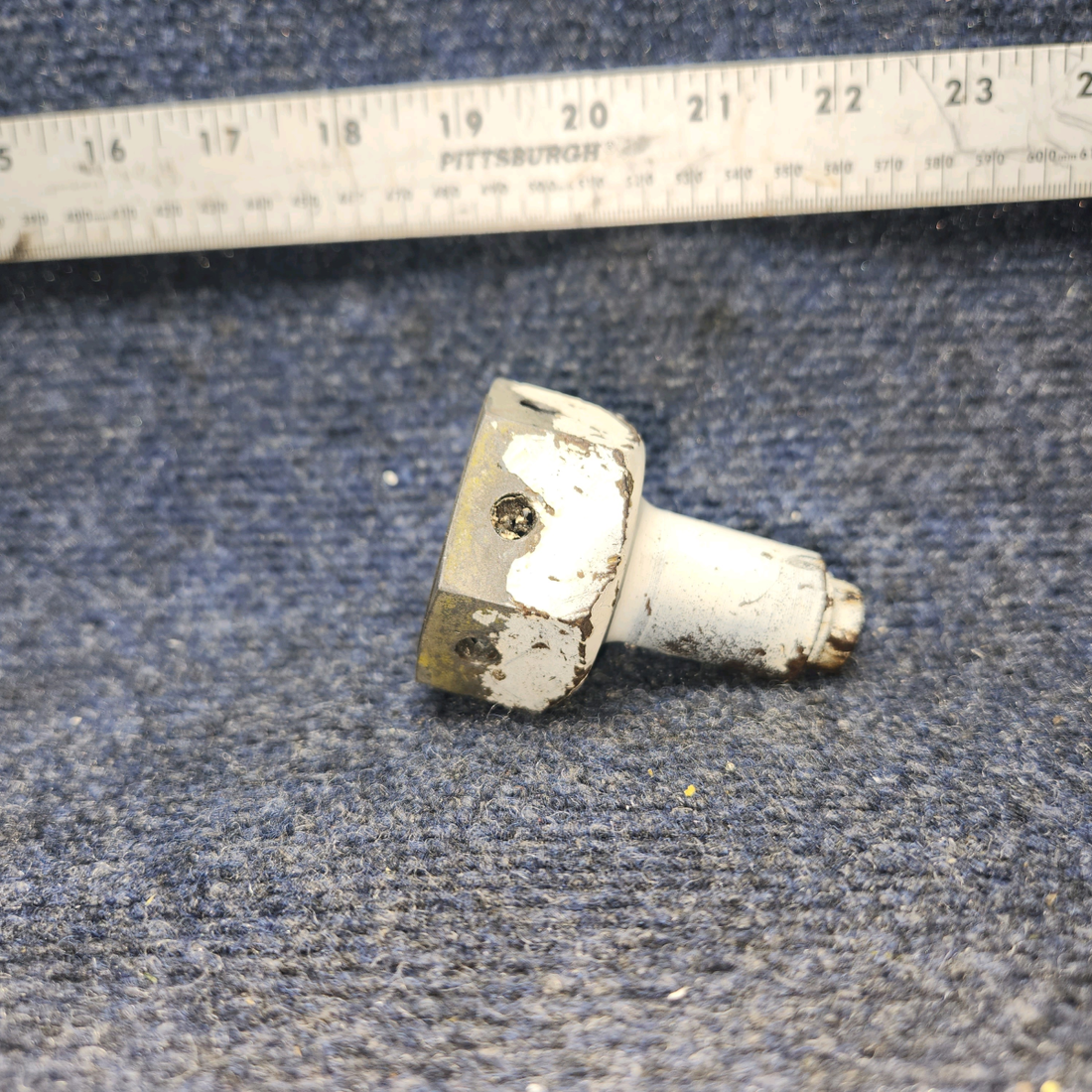 Used aircraft parts for sale, 0741047-1 Cessna C-150J Nut – Wheel Fairing Support