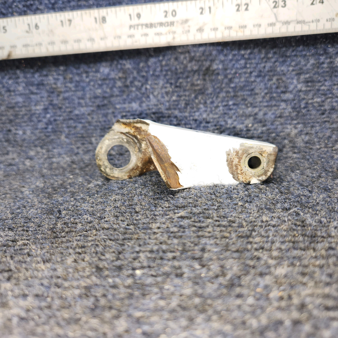 Used aircraft parts for sale, 21068-01 PIPER PA-24-250 Bracket - Gear Door RH