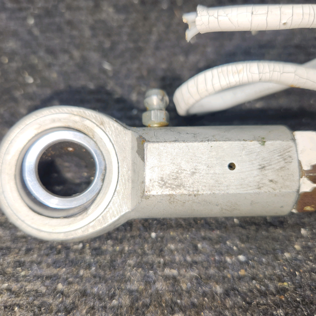 Used aircraft parts for sale, 67797-004 Piper PA32RT-300 Link Assembly Main Gear Truss with Switch - RH (14-28 v)