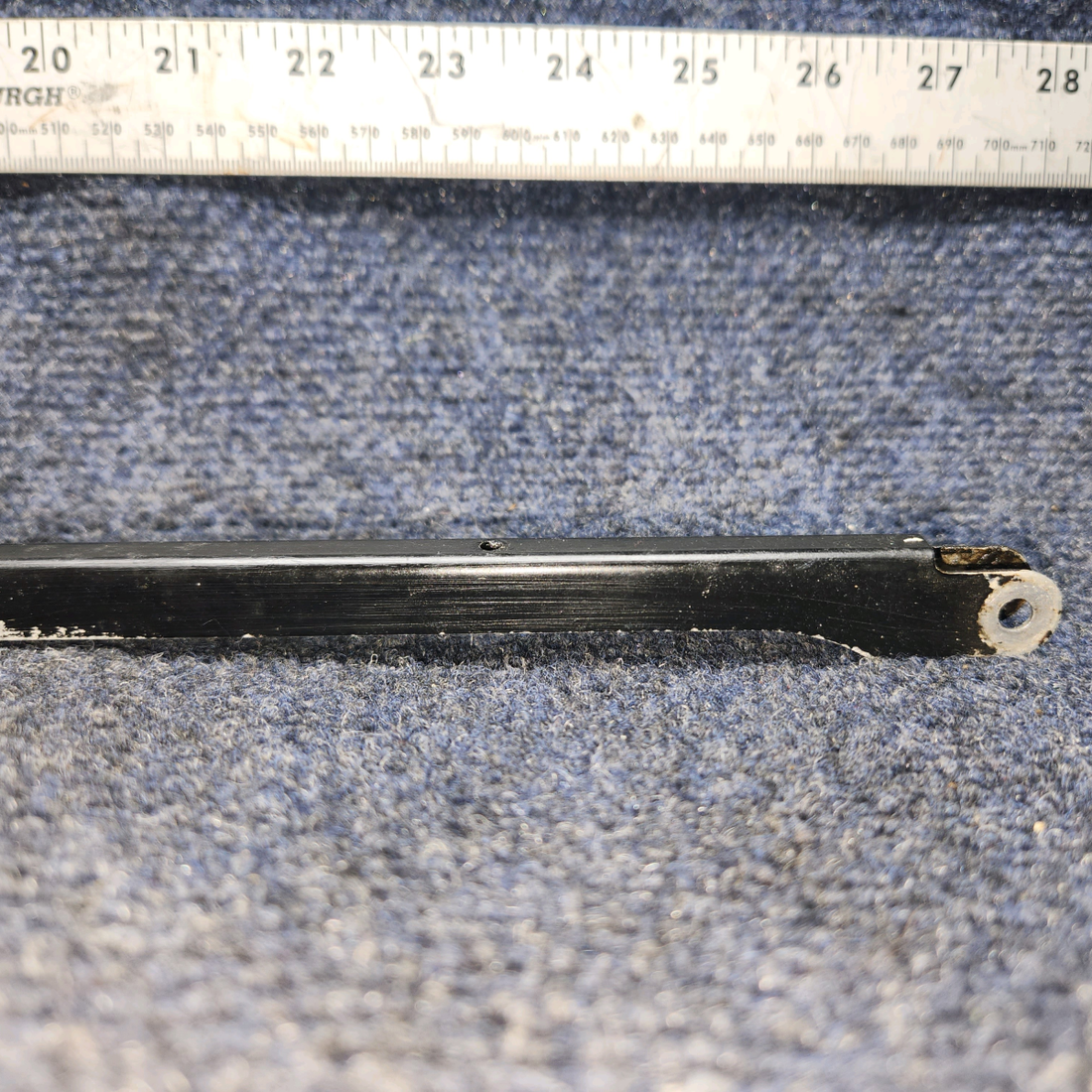 Used aircraft parts for sale, 2432003-1 CESSNA 172K ELEVATOR PUSH PULL CHANNEL