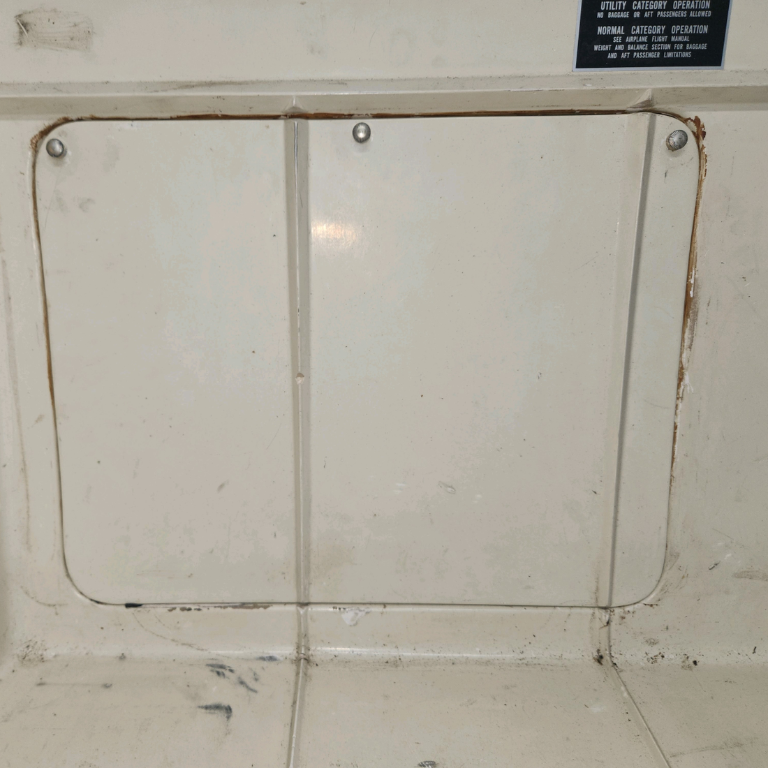 Used aircraft parts for sale, 66670-000 Piper PA28-140 Cabin  Bulkhead Rear Assy With Door