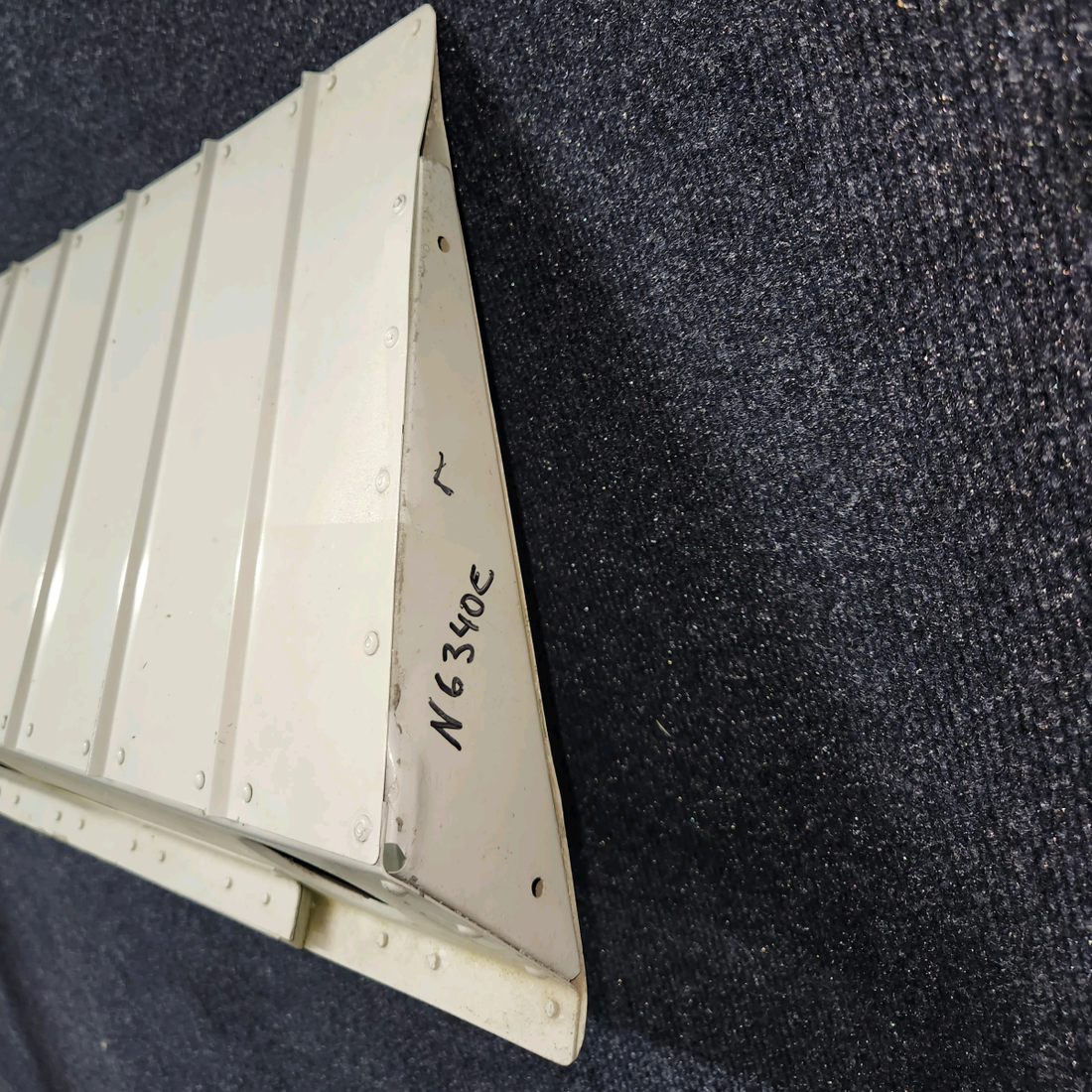 Used aircraft parts for sale, 0523800 Cessna 172 Aileron Assembly - LH
