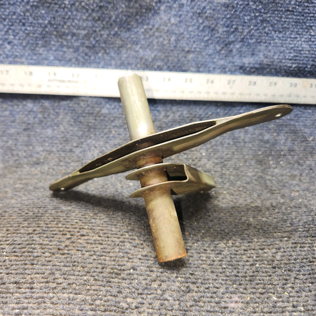 Used aircraft parts for sale, 0523535 Cessna 172E Flap Bellcrank Assy LH