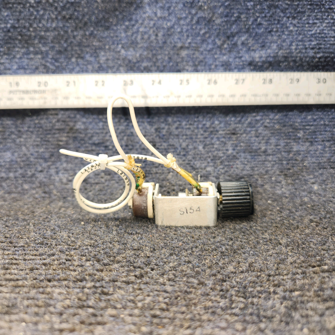 Used aircraft parts for sale, JE-75R1-351 BEECHCRAFT 95-55B Dimmer Double Assy Instrument Floor