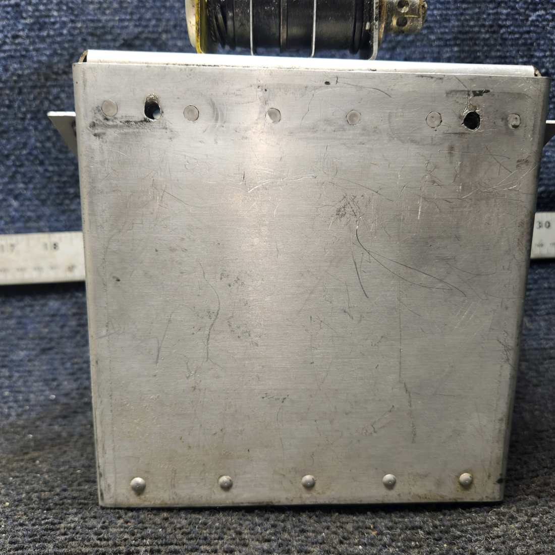 Used aircraft parts for sale, 169-940017-5 Beechcraft C23 SUNDOWNER Engine Control Quadrant