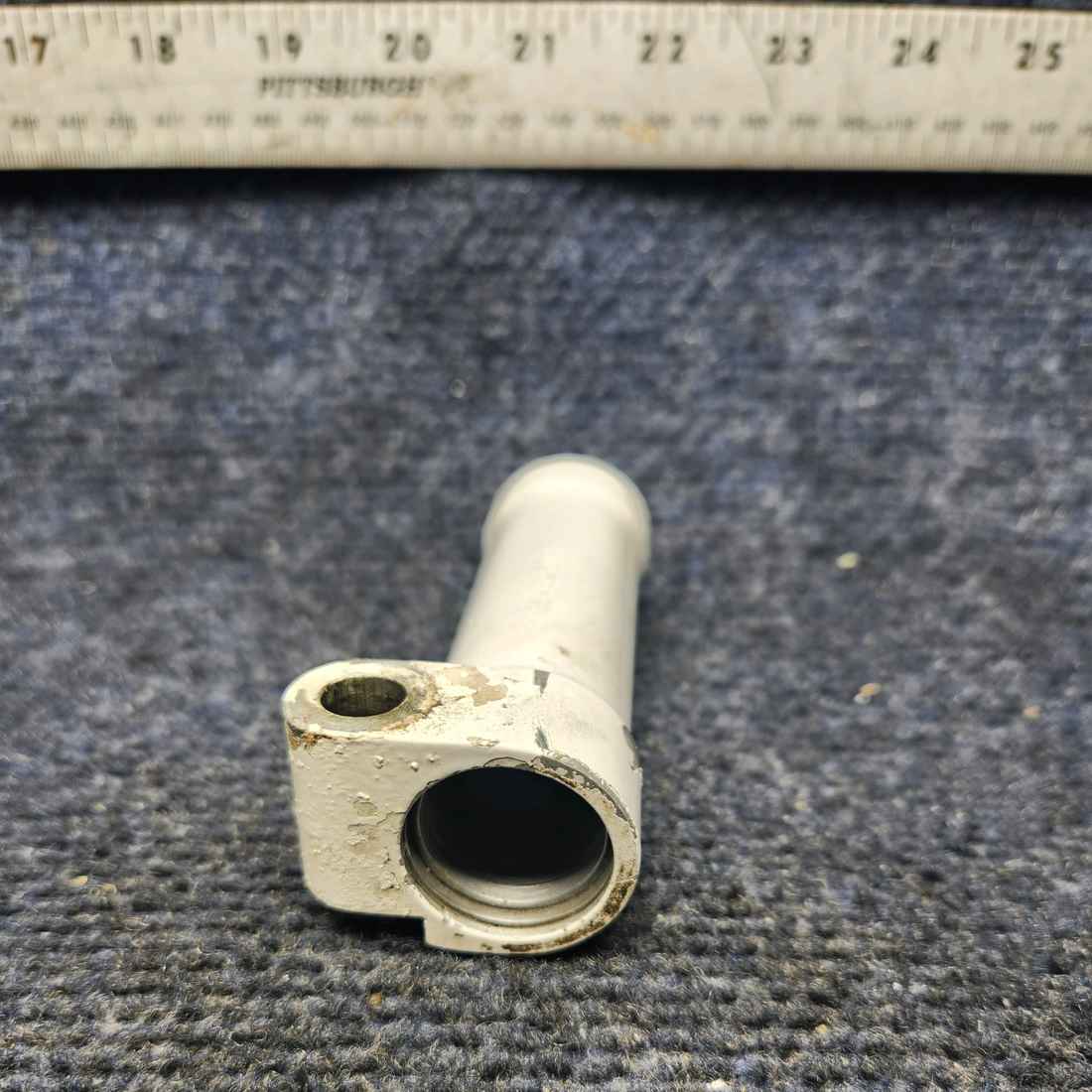 Used aircraft parts for sale, 35-825146 Beechcraft F33A SHIMMY DAMPENER HOUSING