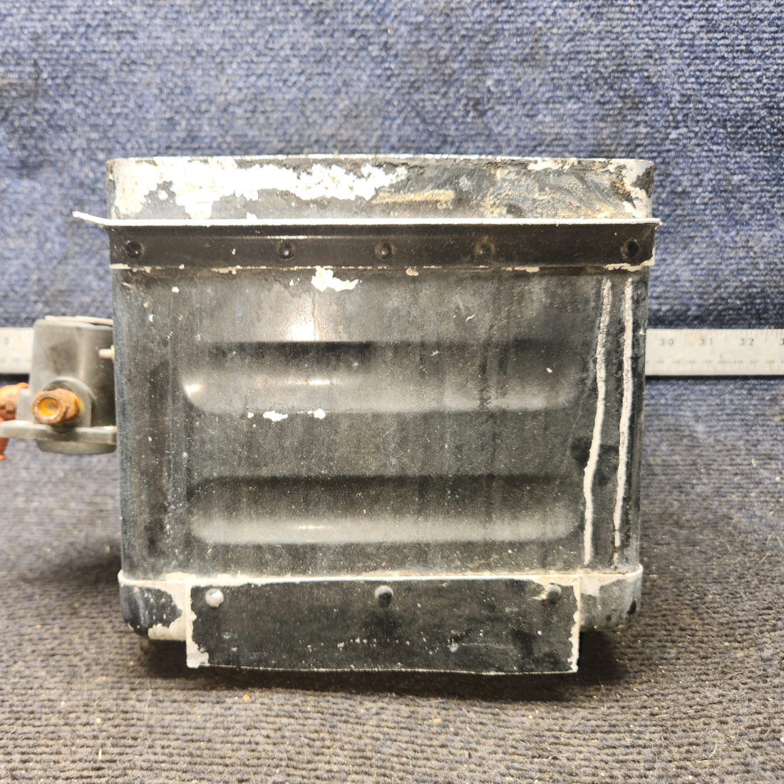 Used aircraft parts for sale, 0413307-18 cessna 172N Battery Box Assembly with Lid