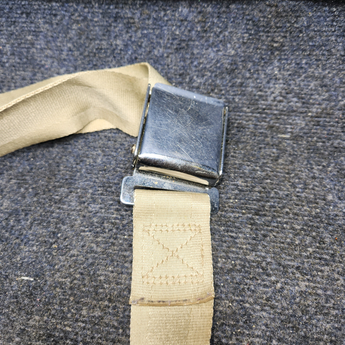 Used aircraft parts for sale, S-1746V13 CESSNA 172K SEAT BELT ASSEMBLY - BEIGE