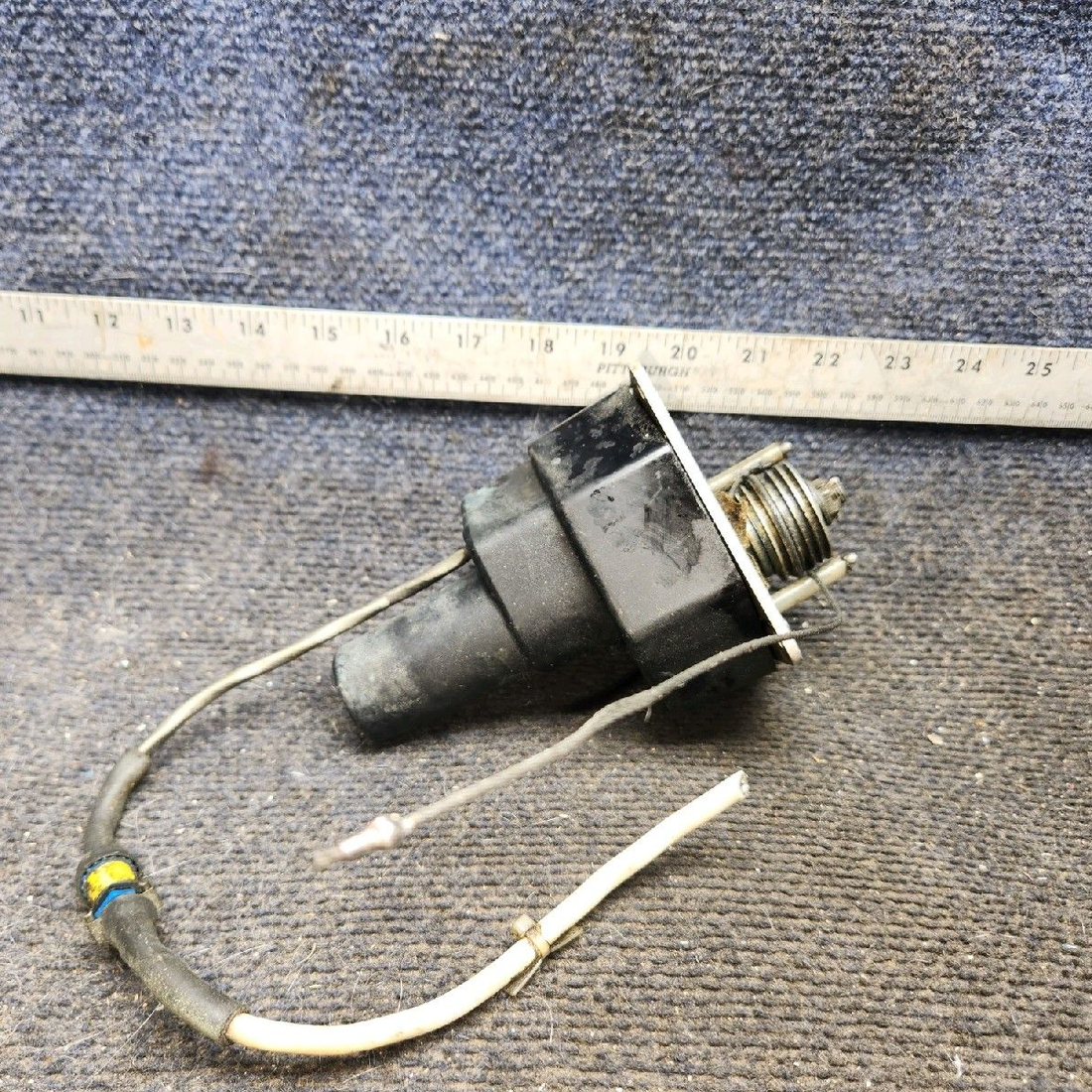 Used aircraft parts for sale, 1C363-1-430R Edo-Aire piper PA-28-181 Autopilot Roll Servo Assembly - 14V