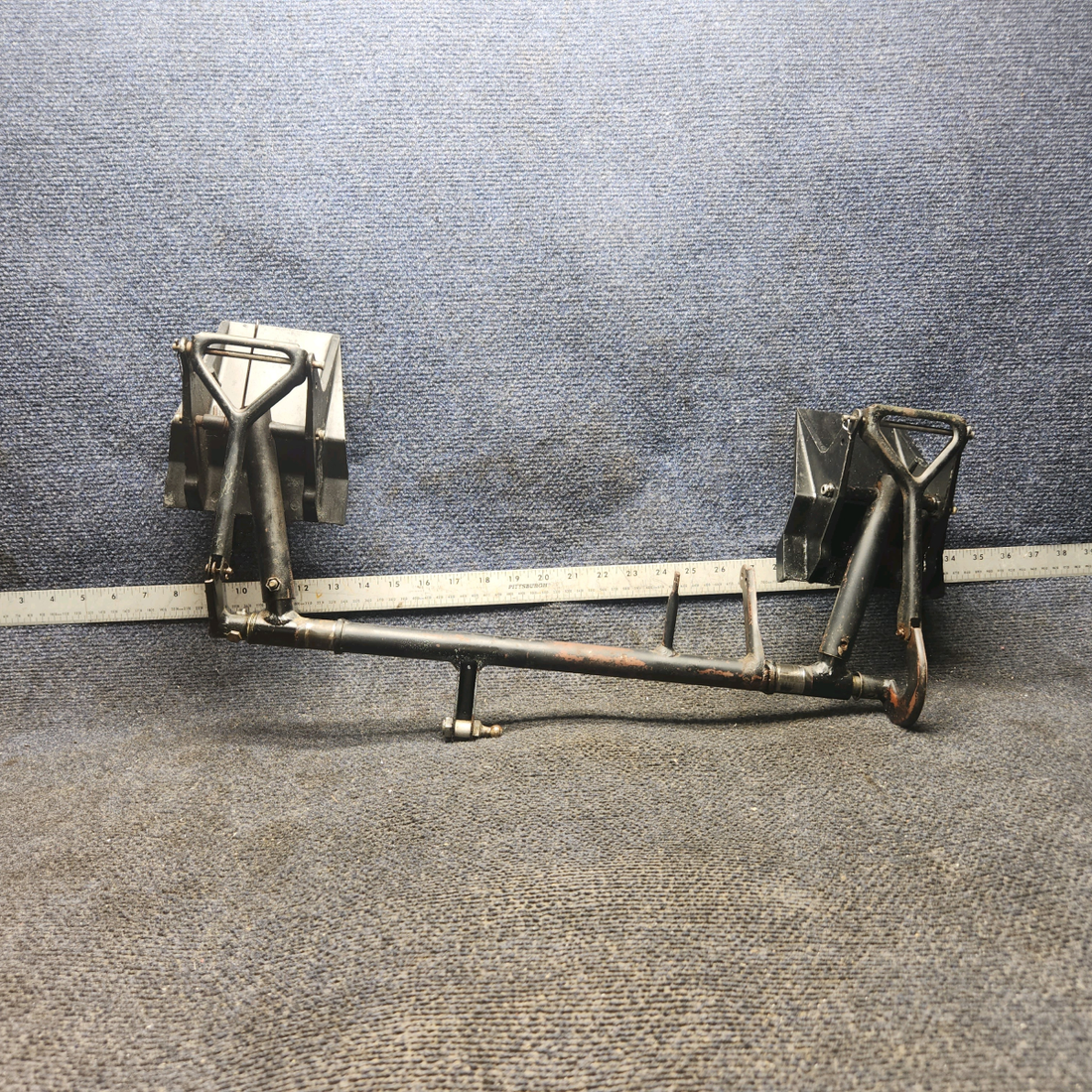 Used aircraft parts for sale, 1460320-1 cessna 150G Rudder Pedal and Bar Assembly – LH