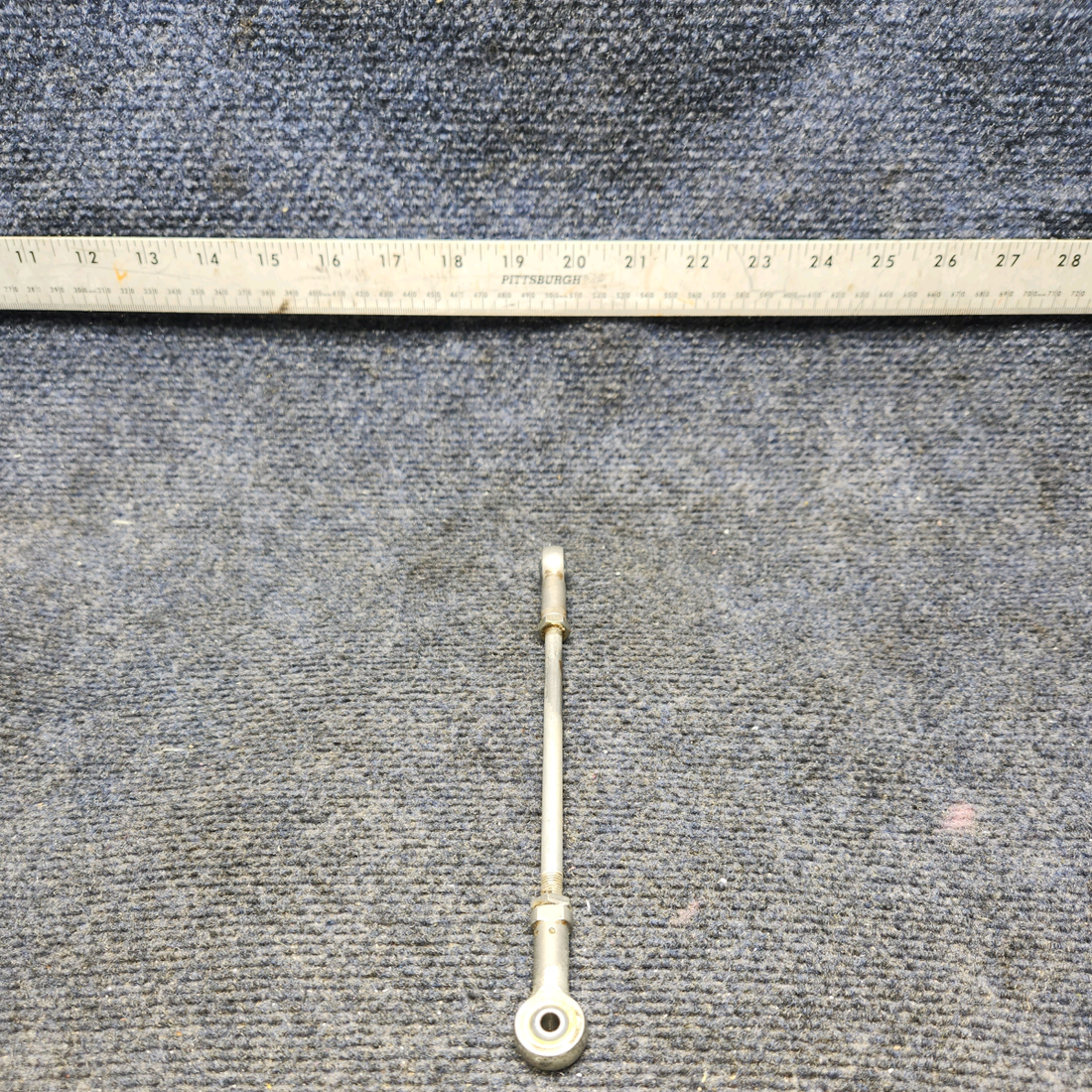 Used aircraft parts for sale, 0523218-2 CESSNA 172K AILERON PUSH-PULL ROD