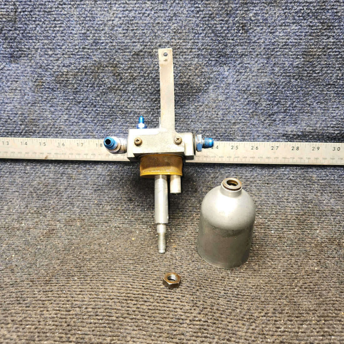 Used aircraft parts for sale, 0756005-1 cessna 150G Fuel Strainer Gascolator Assembly